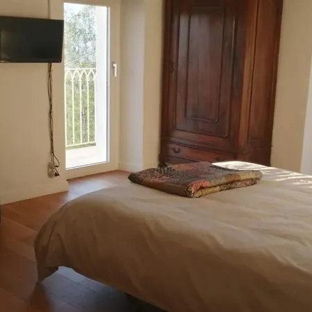 Le Faye Bed and Breakfast 3*