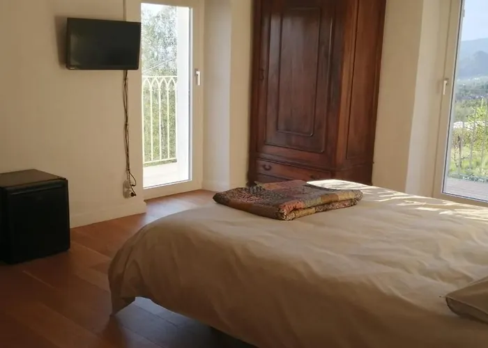Le Faye Bed & Breakfast 3*